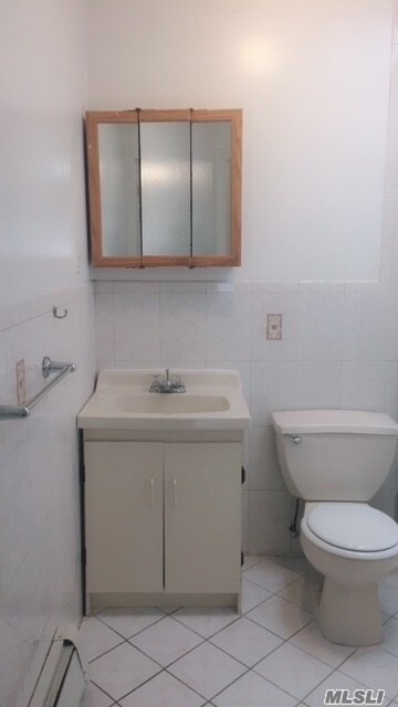 Foto del edificio - 47-55-55 58th St