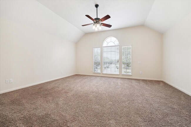 Foto del edificio - 15027 Moss Bridge Ln