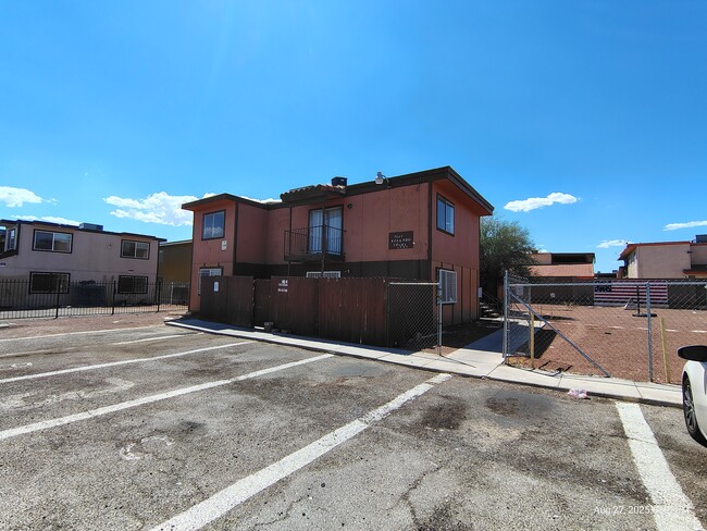 Building Photo - 3663 Kolendo Ct