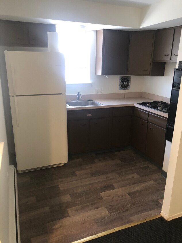 614 Tyson Ave Unit 2nd Floor, Philadelphia, PA 19111 Apartments in