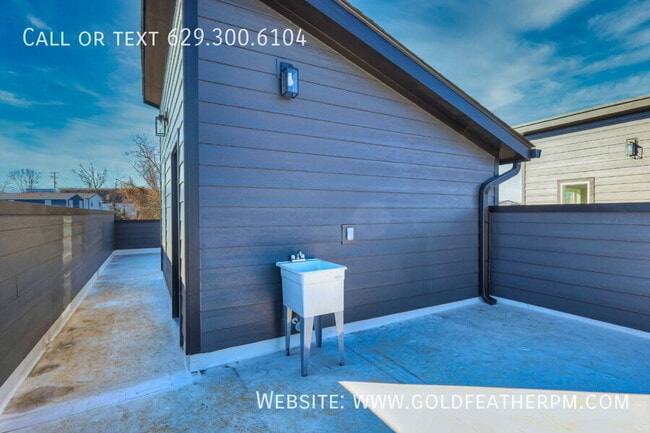 Building Photo - 2144 18th Avenue N