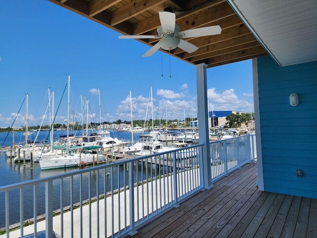 Building Photo - WATERFRONT ON WATSON BAYOU