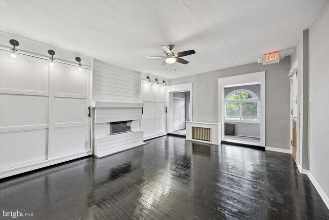 Foto del edificio - 5235 Wissahickon Ave
