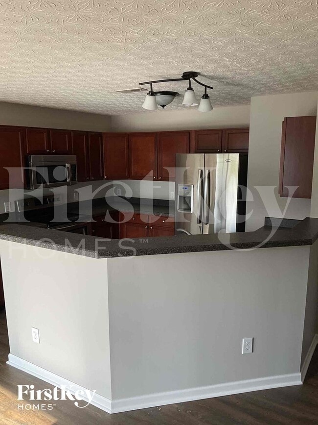 Foto del edificio - 5525 Goose Falls Dr