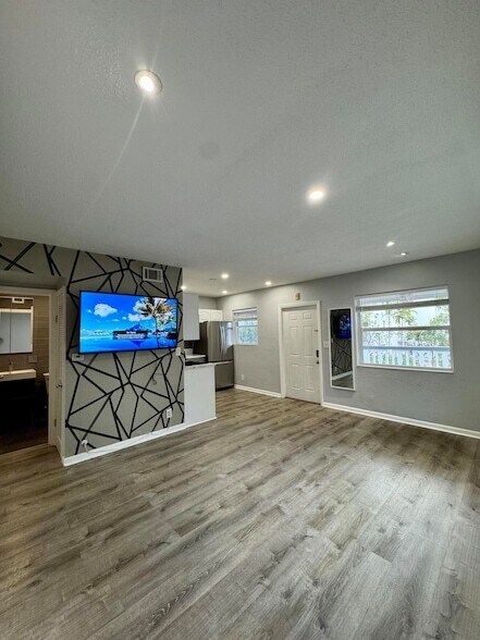 Photo - 2741 NE 8th Ave Apartment