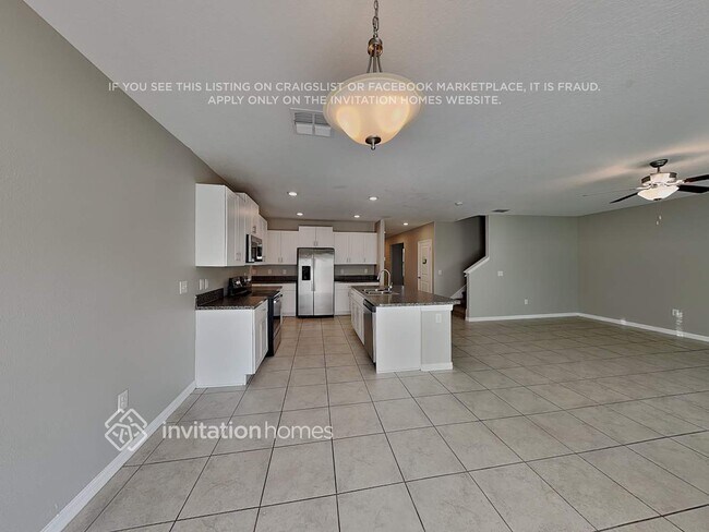 Building Photo - 1576 Blue Rose Dr