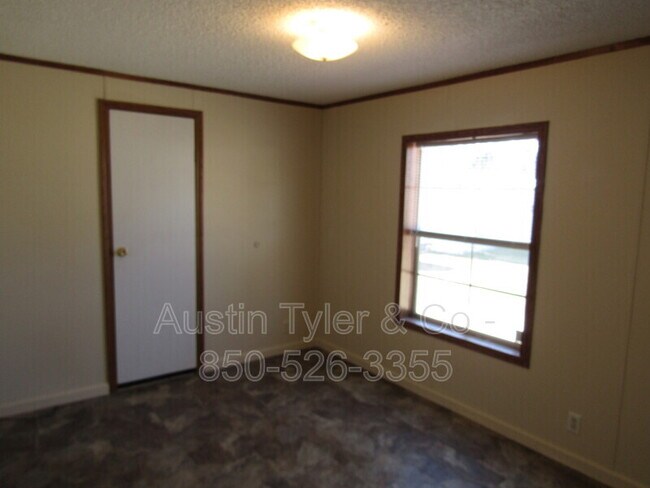 Foto del edificio - 2416 Country Pines Ln