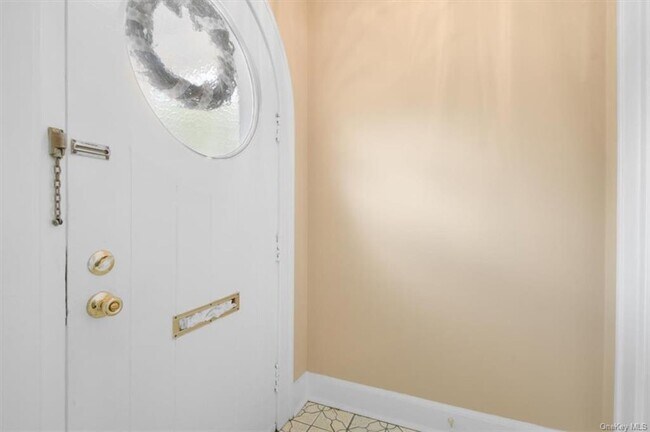 Building Photo - 42 Albemarle Pl