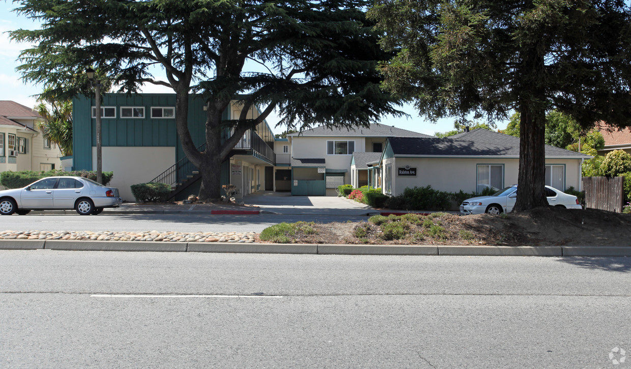 Building Photo - Ralston Apartments