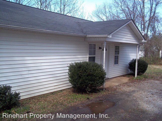 Foto del edificio - 3 br, 2 bath House - 455 Jackson Street