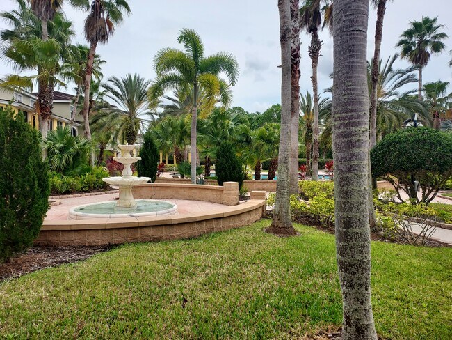 Building Photo - 5551 Bentgrass Dr