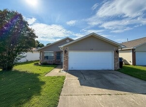 Building Photo - 4118 Spinnaker Pl