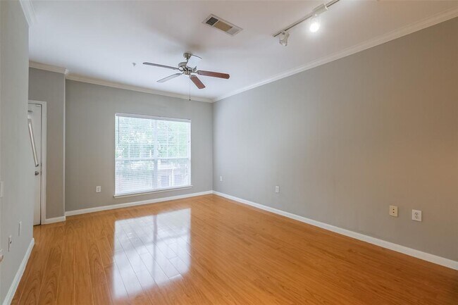 Foto del edificio - 9200 Westheimer Rd