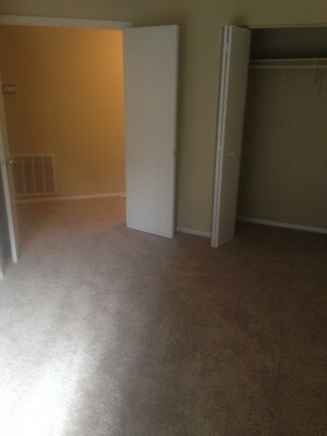 Foto del edificio - 9313 Willow Creek Dr