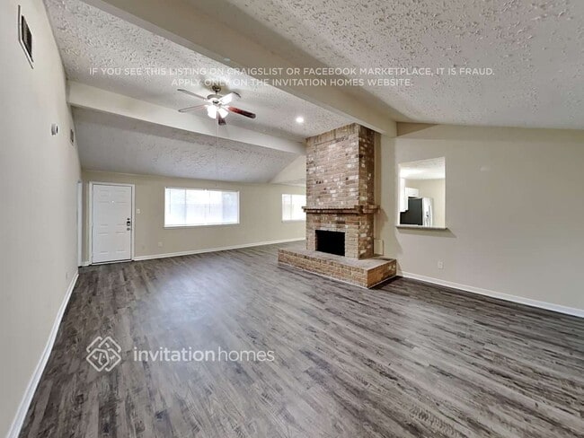 Foto del edificio - 2622 Broomsedge Dr