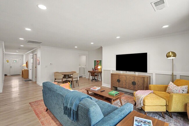 Foto del edificio - 2080 Thimble Creek Dr