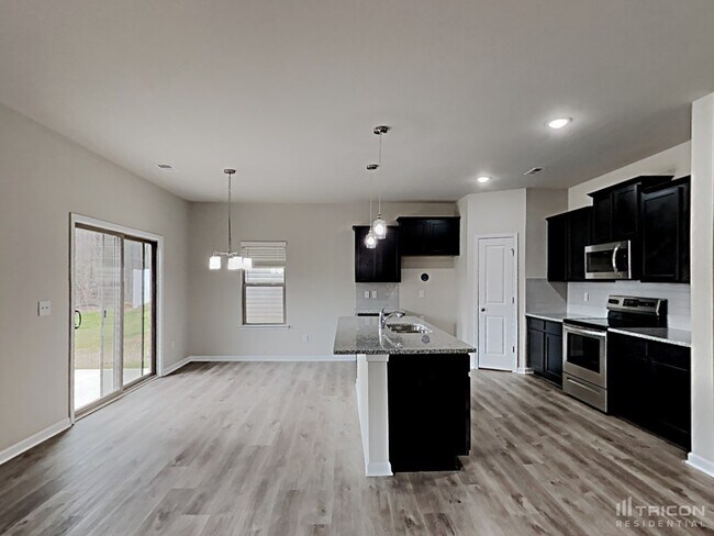 Building Photo - 130 Spring Knoll Dr