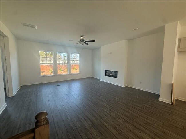 Foto del edificio - 6204 Kenbrook Dr