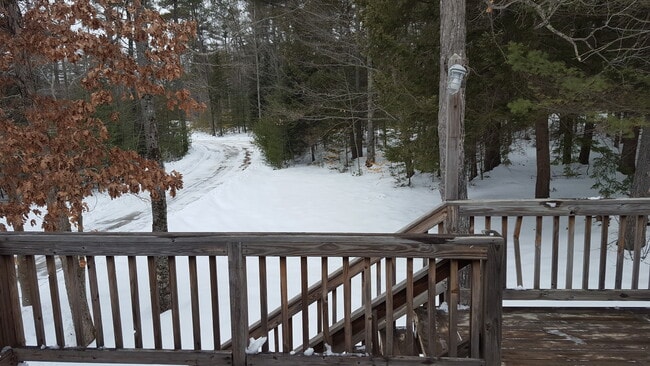 Building Photo - 40 Fieldview Dr