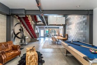 Building Photo - 1212 Abbot Kinney Blvd