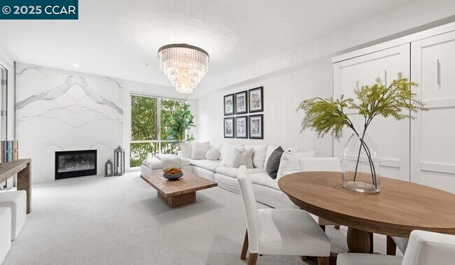 Foto del edificio - 1655 N California Blvd