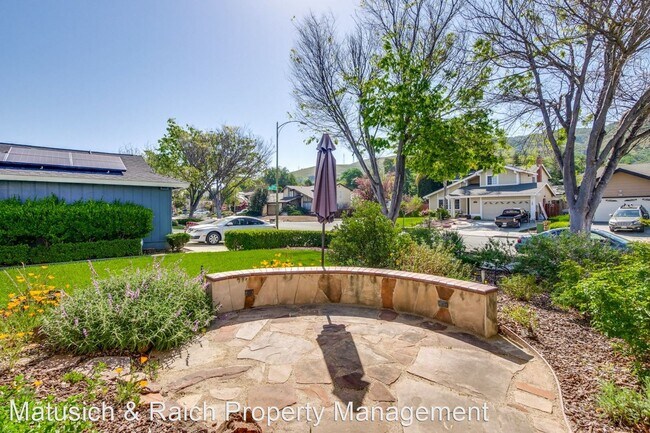 Foto del edificio - 3 br, 2 bath House - 413 Curie Drive