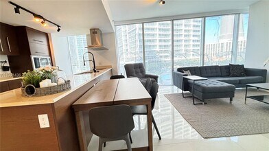 Building Photo - 495 Brickell Ave