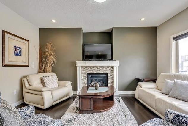 Building Photo - 111 Bayview St SW