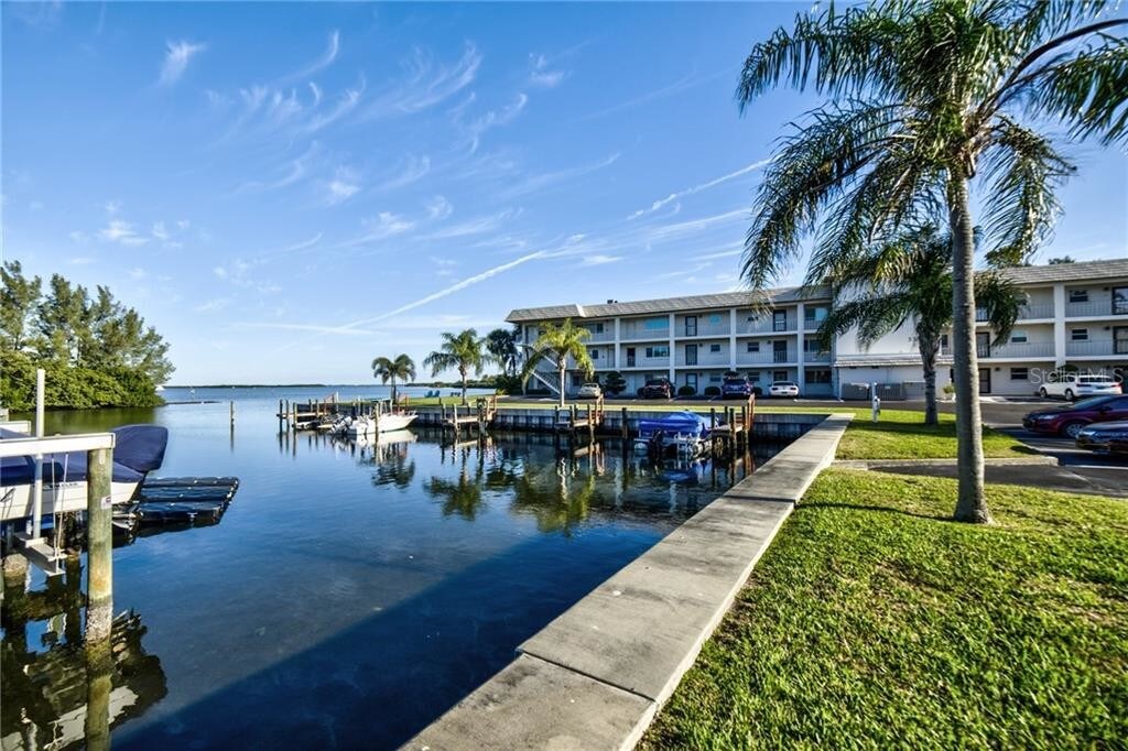 Foto principal - 3320 Gulf of Mexico Dr