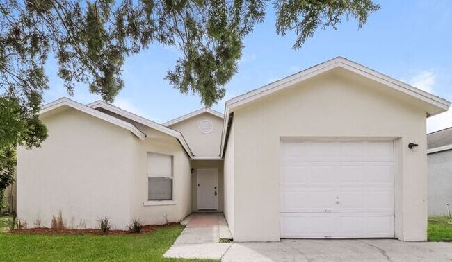 Foto del edificio - 5443 Cedar Ln