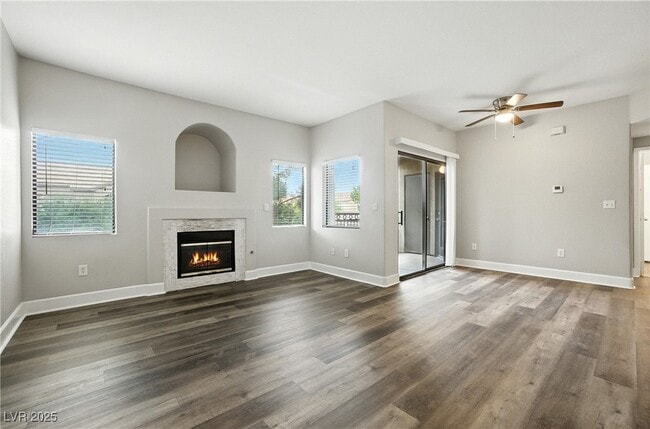 Foto del edificio - 8250 N Grand Canyon Dr