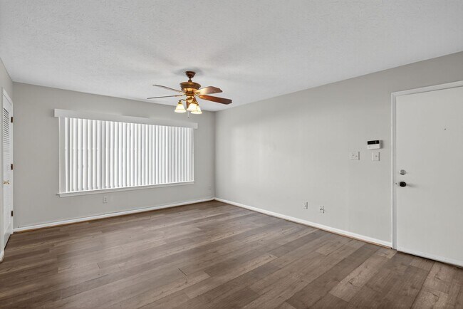 Foto del edificio - 206 Pacific Dr