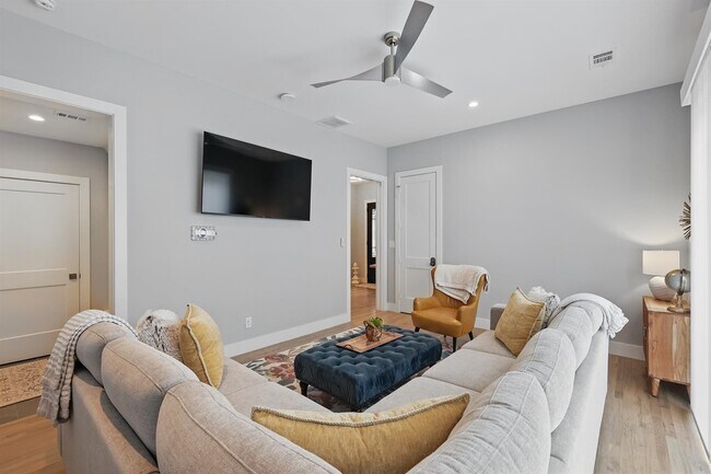 Foto del edificio - 428 Northwood Dr