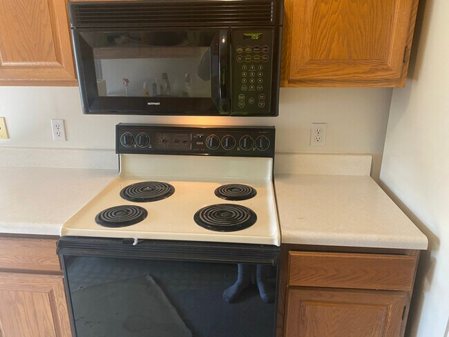 Foto del edificio - 604 Apple Hill Way