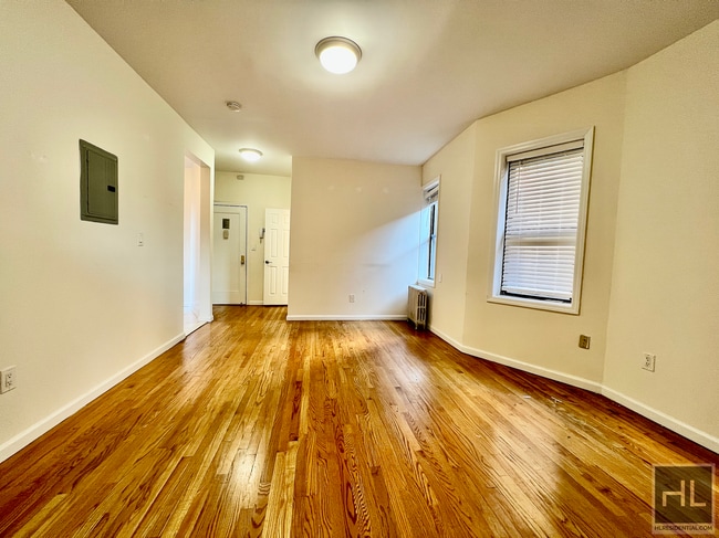 Building Photo - EAST 38 STREET