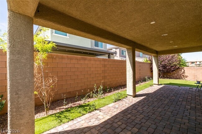 Foto del edificio - 6887 Crimson Horse Ct