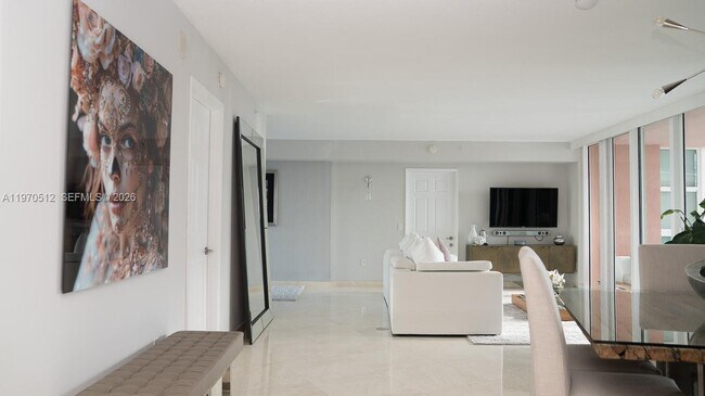 Foto del edificio - 3370 Hidden Bay Dr