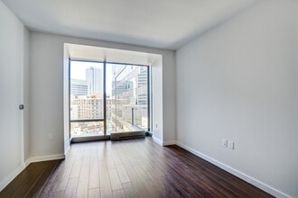 Building Photo - 150 Van Ness
