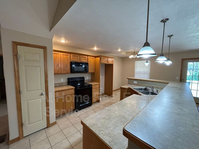 Foto principal - 5504 Bayberry Dr W