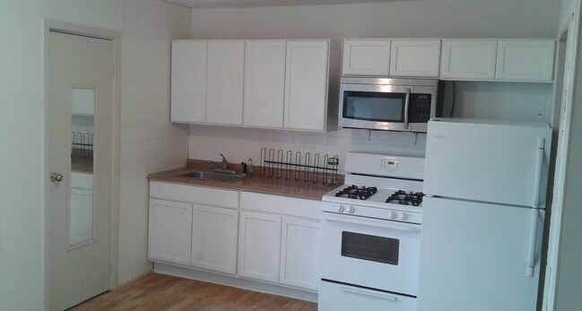 Foto del edificio - 736 E 133rd St