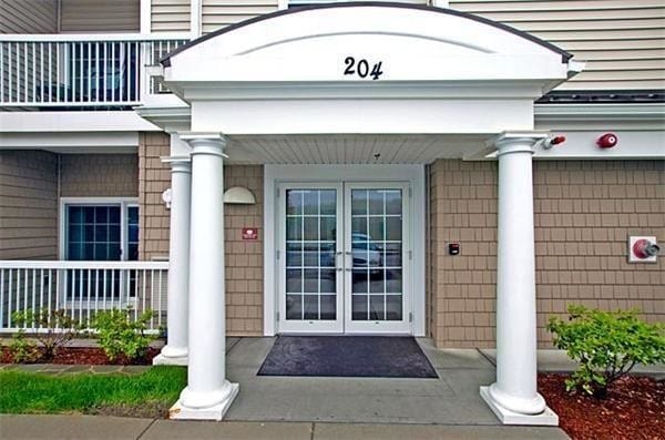 Building Photo - 204 Clocktower Dr