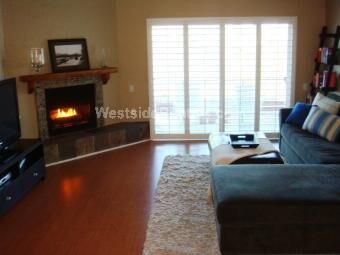 Primary Photo - 2385 Roscomare Rd