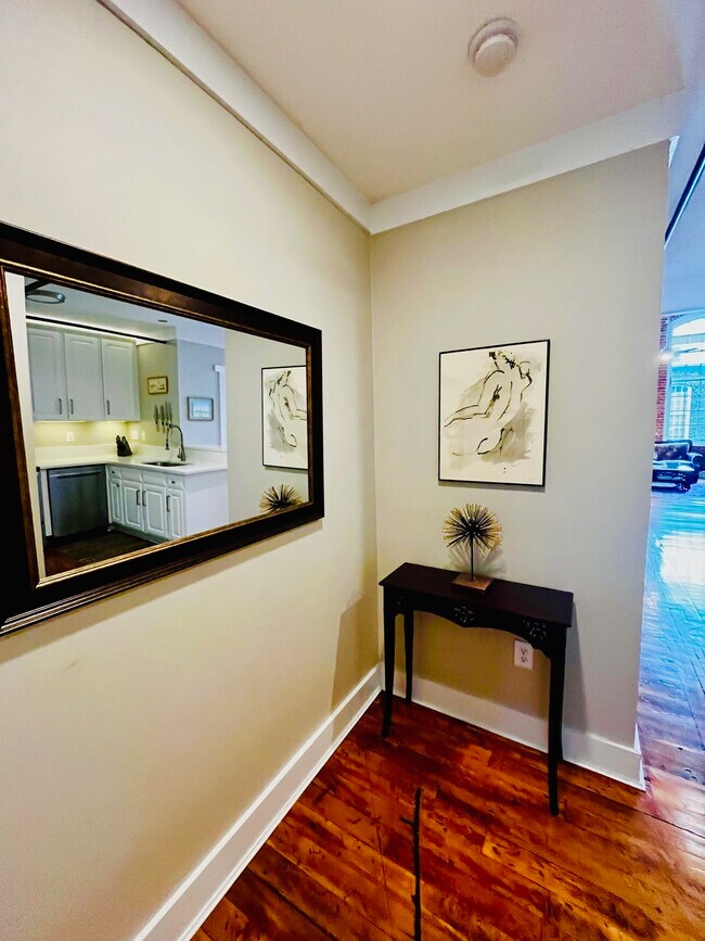 Foto del edificio - 1535 Caraleigh Mills Ct