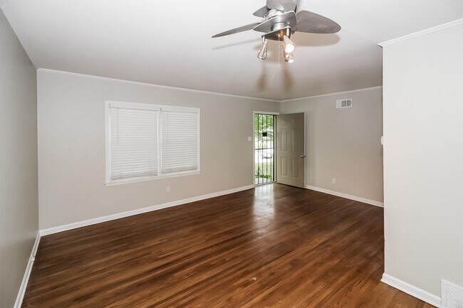 Foto del edificio - 1619 Hopewell Rd