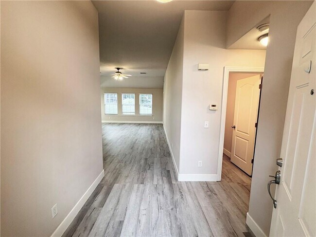 Foto del edificio - 1284 N Cannondale Dr