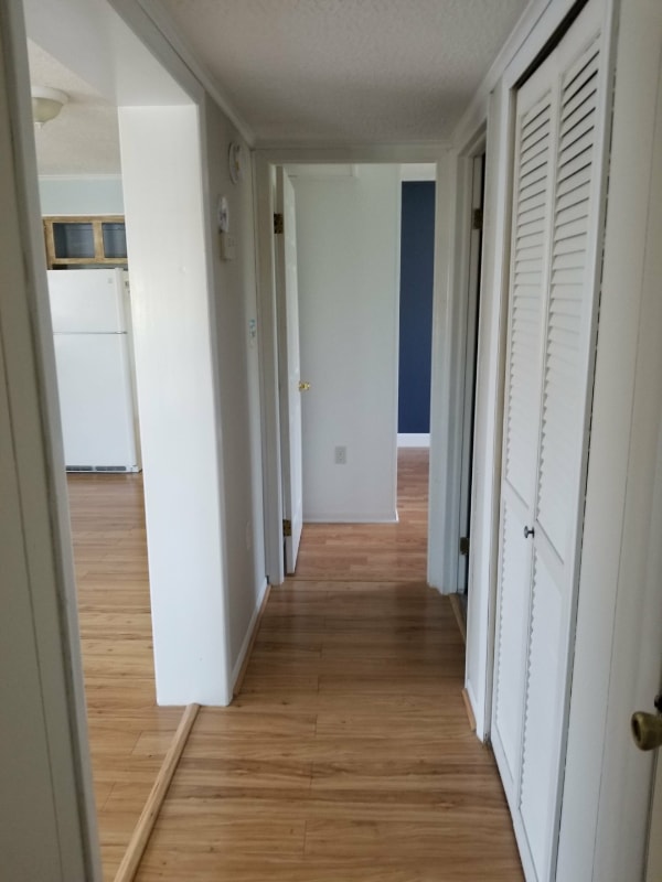 Building Photo - 33682 Briar Ct S