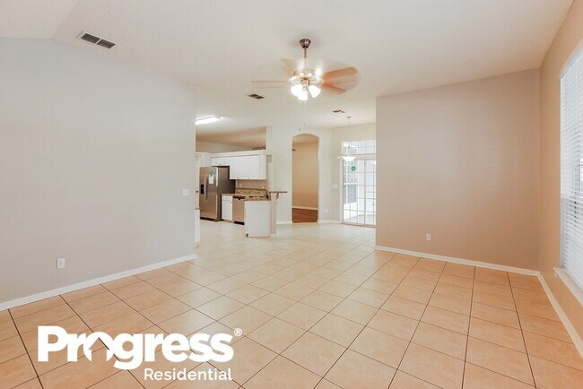 Building Photo - 304 Carolina Jasmine Ln