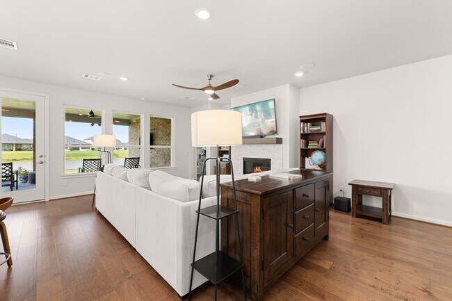 Foto del edificio - 29102 Rustic Orch Ln