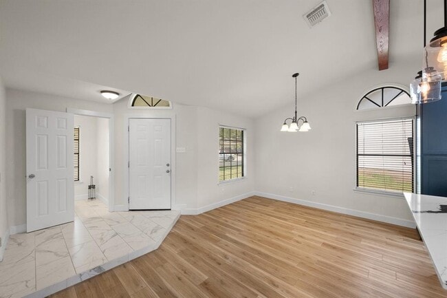 Building Photo - 4602 Tobago Cove