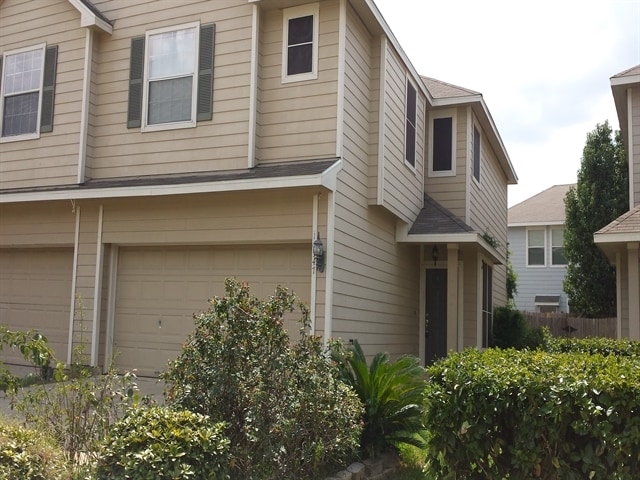 Primary Photo - 16547 Beckland Ln